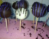 A picture of step 7 of Cake pops.