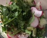 Foto del passaggio 4 della ricetta Insalata di miglio con ravanelli e sgombro