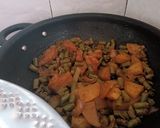 A picture of step 4 of String beans Sabji (Farasbi chi Bhaji).