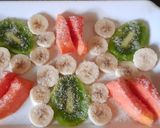 A picture of step 3 of Fiber rich fruit salad.