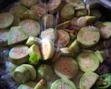 Foto langkah ke 3 dari resep Oseng Terong Cabe Ijo.