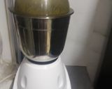 A picture of step 3 of Spinach & Mint Cooler.