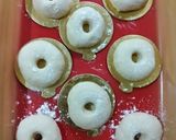 Foto langkah ke 4 dari resep Donat Maizena.