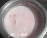 A picture of step 3 of Rose Lassi.