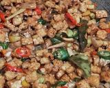 Foto langkah ke 6 dari resep Tumis Tempe dan Ikan Asin Jambal Roti.