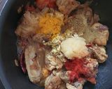 A picture of step 4 of Chicken kassa.
