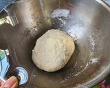 Hình bước làm 2 của món Bánh roti - ăn kèm trứng