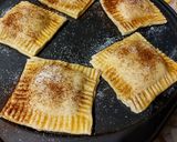 Foto del paso 6 de la receta: CUADRADOS🧇De Hojaldre, Rellenos con Crema🍦Pastelera...!🌺