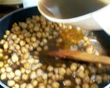 A picture of step 9 of Amritsari choley.