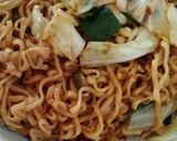 Foto langkah ke 3 dari resep Indomie Goreng.