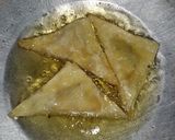 Foto langkah ke 3 dari resep Kulit Pangsit Isi Goreng.
