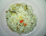 Foto langkah ke 8 dari resep Nasi Goreng Nanas.