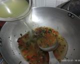 A picture of step 3 of Veg soupy Noodles.