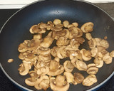 Foto del paso 2 de la receta: Garbanzos con champiñones y ajo
