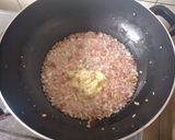 A picture of step 2 of Green Singaporiean Rice.
