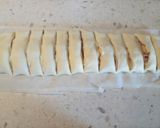A picture of step 5 of Parma ham and goat's cheese ring.