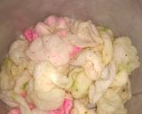 Foto langkah ke 5 dari resep Krupuk Bawang Nasi.