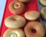 Foto langkah ke 5 dari resep Donat ekonomis tetap lembut.
