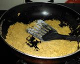 A picture of step 1 of Chestnut halwa.