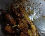 Gambar langkah 2 resipi 31:8:25 - AYAM CILI PADI DAUN KESUM.
