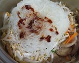Foto langkah ke 2 dari resep 871) Bihun Kuah Simple.