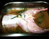 Foto del paso 1 de la receta: Conejo al horno con dátiles al vino blanco