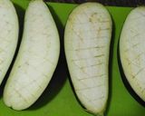 Foto del paso 1 de la receta: Berenjenas rellenas 🍆