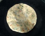 A picture of step 4 of Sunflower potato paratha.