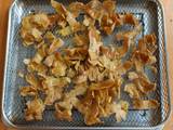 Pieles de manzana caramelizadas en freidora de aire