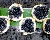 Hình bước làm 3 của món Sushi trứng cá hồi và cá tầm