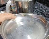 A picture of step 3 of Banana Suji Cake.