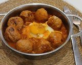 Foto del paso 5 de la receta: Albóndigas con Callos y Huevo escalfado
