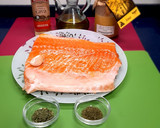 Foto del paso 1 de la receta: Salmón marinado a la miel