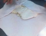 Foto del paso 3 de la receta: Empanada de milhojas con queso😋