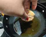 A picture of step 5 of Poha cutlets from leftover batata poha.