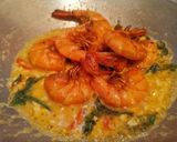 Gambar langkah 7 resipi Butter Prawn with Salted Egg.