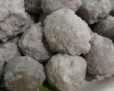 Foto langkah ke 3 dari resep Bakso sapi homemade.