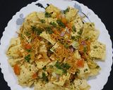 A picture of step 5 of Chaat (Papad Chat).