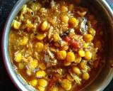 Mudhi Ghanto (Fish head and ChickPea Curry recipe step 7 photo