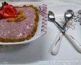 A picture of step 2 of Strawberry Porridge with Vegetables Omelette.