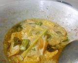 Foto langkah ke 4 dari resep Ikan Asin Masak Santan kuning.