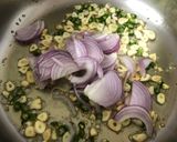 A picture of step 2 of Veg Schezwan Noodles.