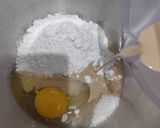 Foto langkah ke 2 dari resep Bolu kukus kopi.