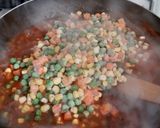 Húsos zöldség szarvacskával recept fázis 1 fotója