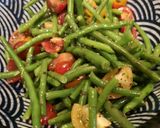 Une image de l'étape 6 de Salade tomates et haricots verts.