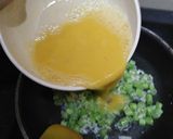 Gambar langkah 4 resipi Kacang Buncis Goreng Telur.