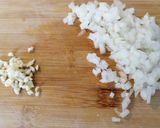 Foto del paso 2 de la receta Potaje de garbanzos con merluza