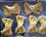 Foto del passaggio 8 della ricetta Chiacchiere sfogliate al forno (di Giusy Schingaro)