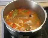Foto del paso 4 de la receta: Pollo en salsa de verduras