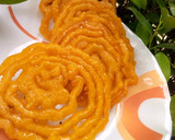 A picture of step 6 of Jalebi.